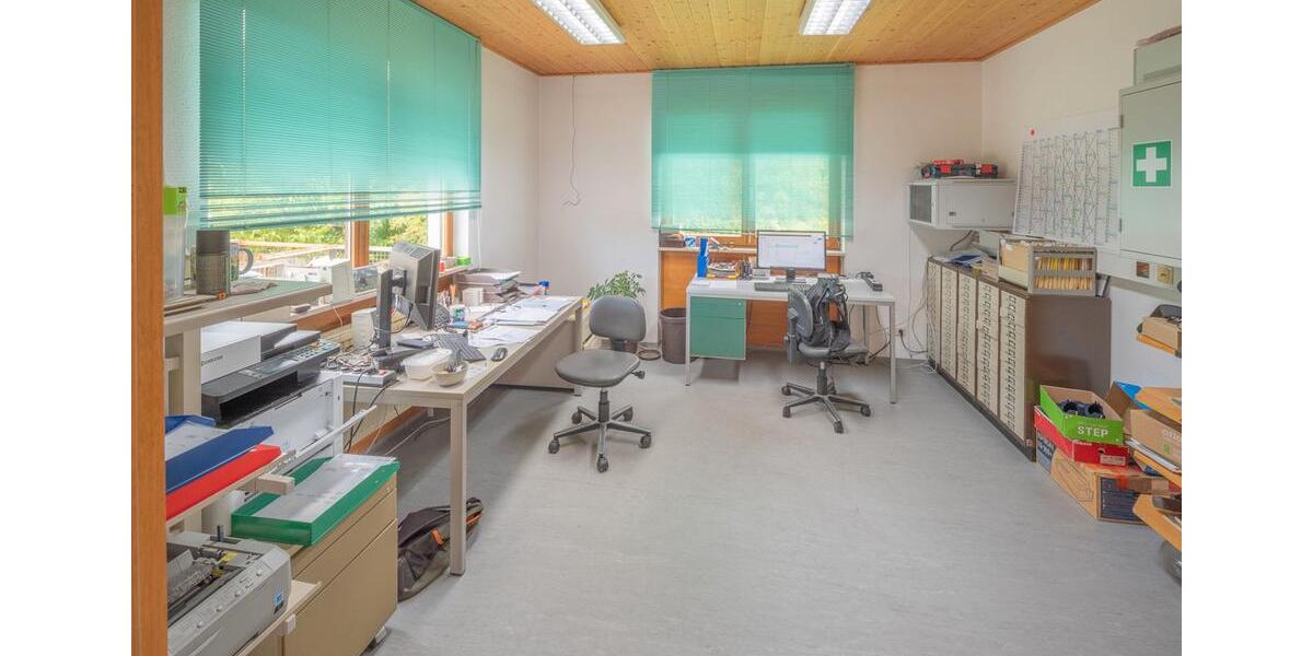 Gewerbeobjekt Villingen-Schwenningen Schwenningen - 3.934&euro; | Angebot:22404841