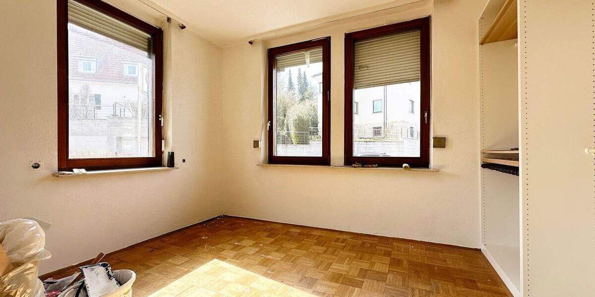 Mehrfamilienhaus, Wohnhaus Tuttlingen - 9 Zimmer, 178 m&sup2;, 239.000&euro; | Angebot:25796350