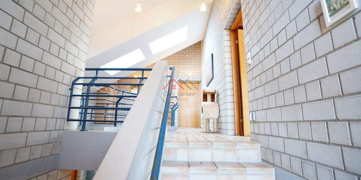 Einfamilienhaus Tuttlingen Möhringen - 8 Zimmer, 239 m&sup2;, 625.000&euro; | Angebot:25878548