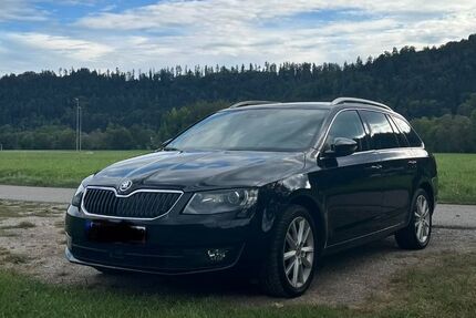Skoda Octavia 153.300 km 12.490 &euro; Villingendorf 78667