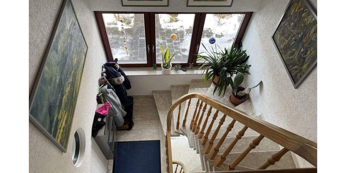 Einfamilienhaus Tuttlingen Nendingen - 8 Zimmer, 221 m&sup2;, 649.000&euro; | Angebot:25676929