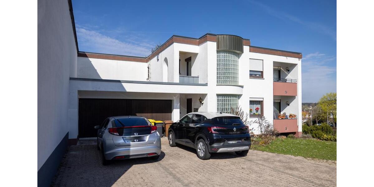 Etagenwohnung Villingen-Schwenningen Schwenningen - 5 Zimmer, 138 m&sup2;, 1.449&euro; | Angebot:26366170