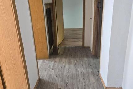 Wohnung Schramberg - 3 Zimmer, 70 m&sup2;, 850&euro; | Angebot:25161012