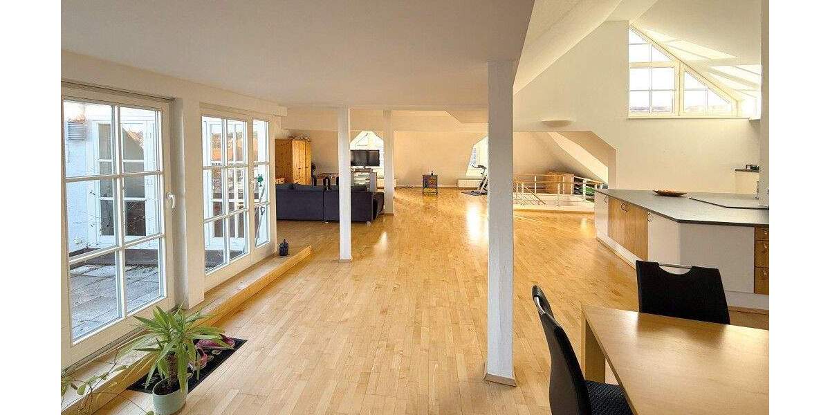 Etagenwohnung Villingen-Schwenningen Villingen - 3 Zimmer, 184 m&sup2;, 498.000&euro; | Angebot:25801906