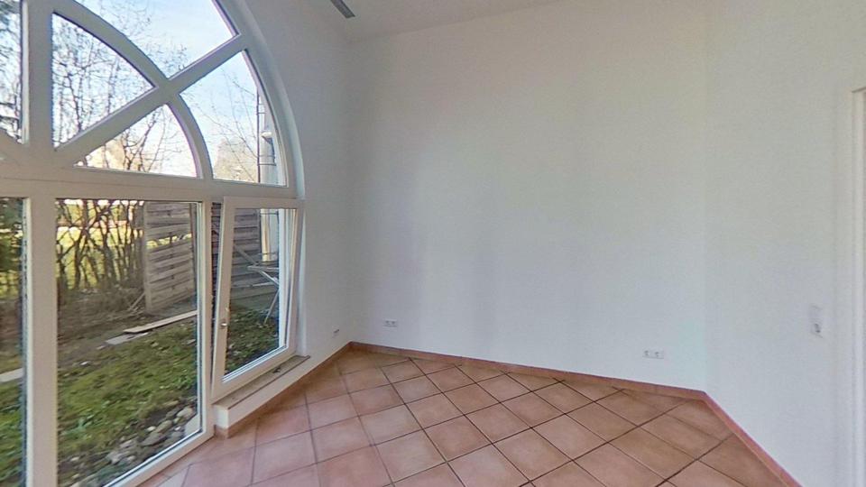 Erdgeschoßwohnung Donaueschingen - 7 Zimmer, 312 m&sup2;, 2.190&euro; | Angebot:25807502