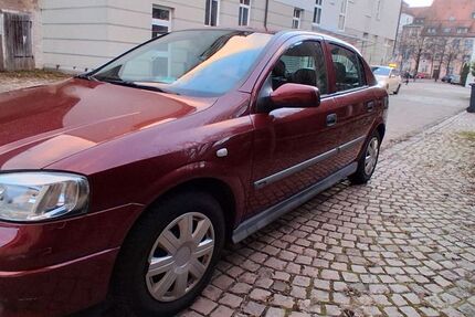 Opel Astra 136.000 km 1.999 &euro; Hüfingen 78183