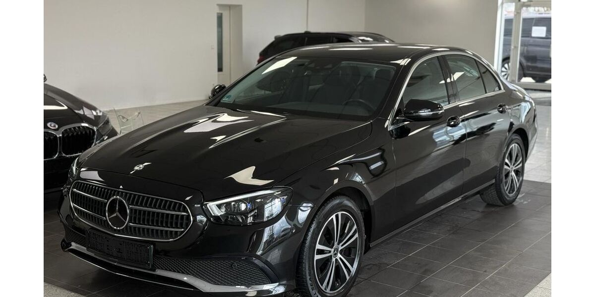 Mercedes-Benz E 200 61.772 km 33.500 &euro; Schramberg 78713