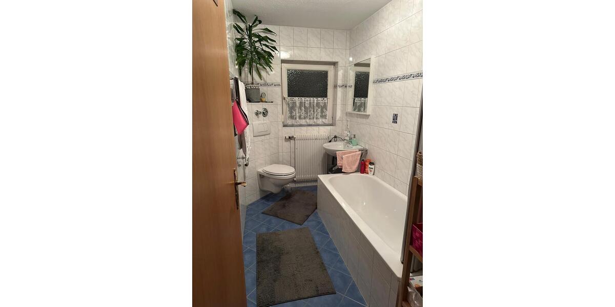 Etagenwohnung Hardt - 3 Zimmer, 65 m&sup2;, 650&euro; | Angebot:25350378