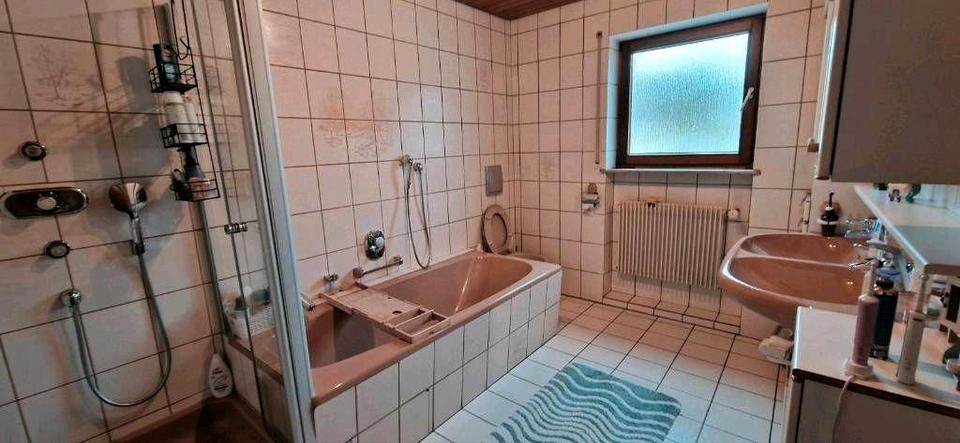 Etagenwohnung Spaichingen - 2 Zimmer, 100 m&sup2;, 1.000&euro; | Angebot:26519392