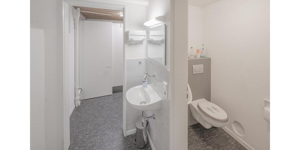 Gewerbeobjekt Villingen-Schwenningen Schwenningen - 750&euro; | Angebot:26592773