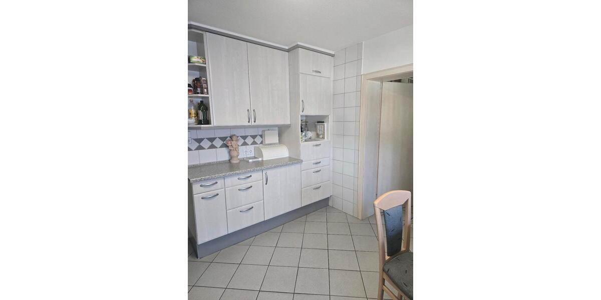 Etagenwohnung Wehingen - 4 Zimmer, 140 m&sup2;, 1.250&euro; | Angebot:26133452