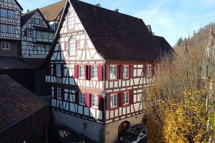 Haus Schiltach - 7 Zimmer, 200 m&sup2;, 650.000&euro; | Angebot:24136744