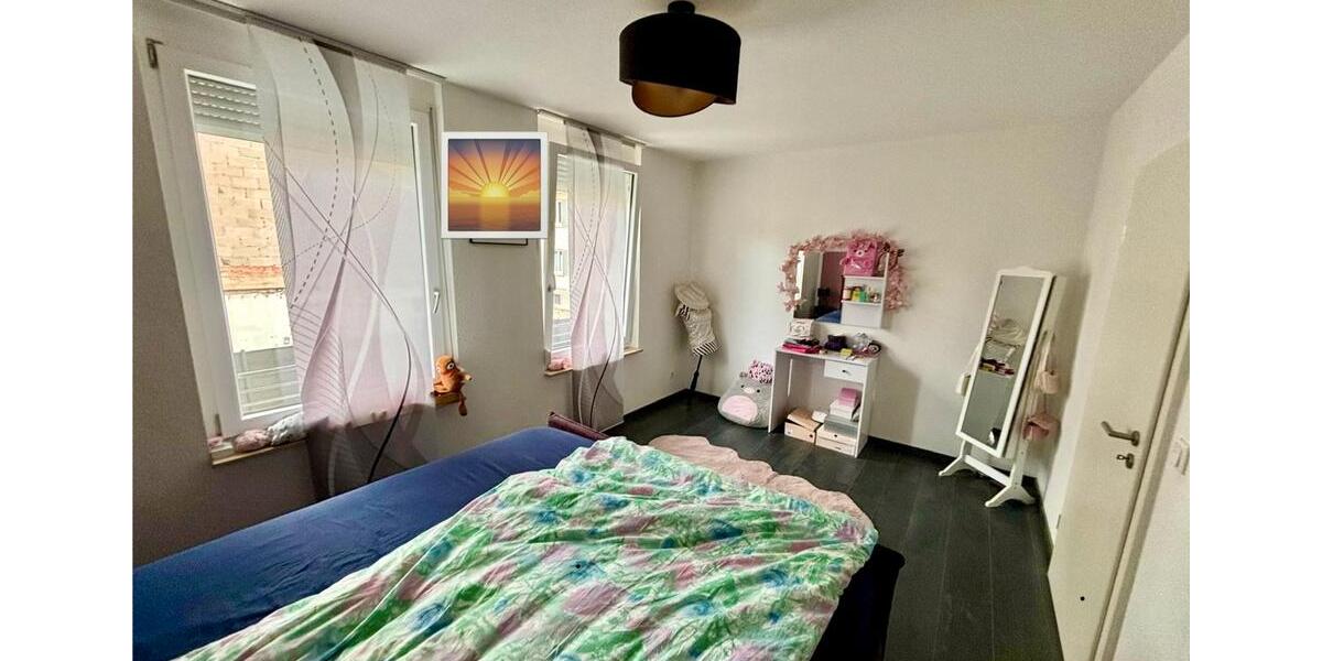 Doppelhaushälfte Villingen-Schwenningen Schwenningen - 5.5 Zimmer, 136 m&sup2;, 459.000&euro; | Angebot:26048202