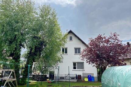 Haus Villingen-Schwenningen OT Weigheim Weigheim - 7 Zimmer, 151 m&sup2;, 318.000&euro; | Angebot:25734669
