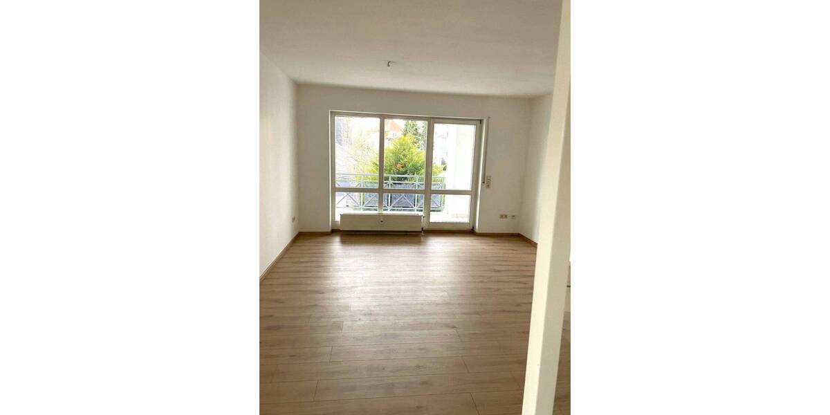 Etagenwohnung Rottweil - 3 Zimmer, 79 m&sup2;, 700&euro; | Angebot:25927131
