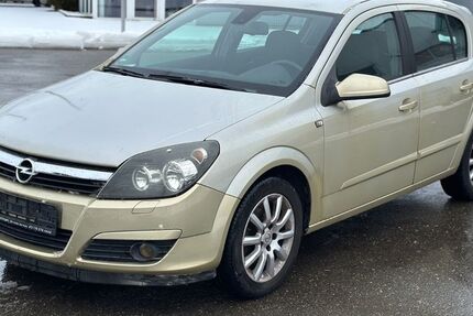 Opel Astra 99.500 km 3.999 &euro; Tuttlingen 78532