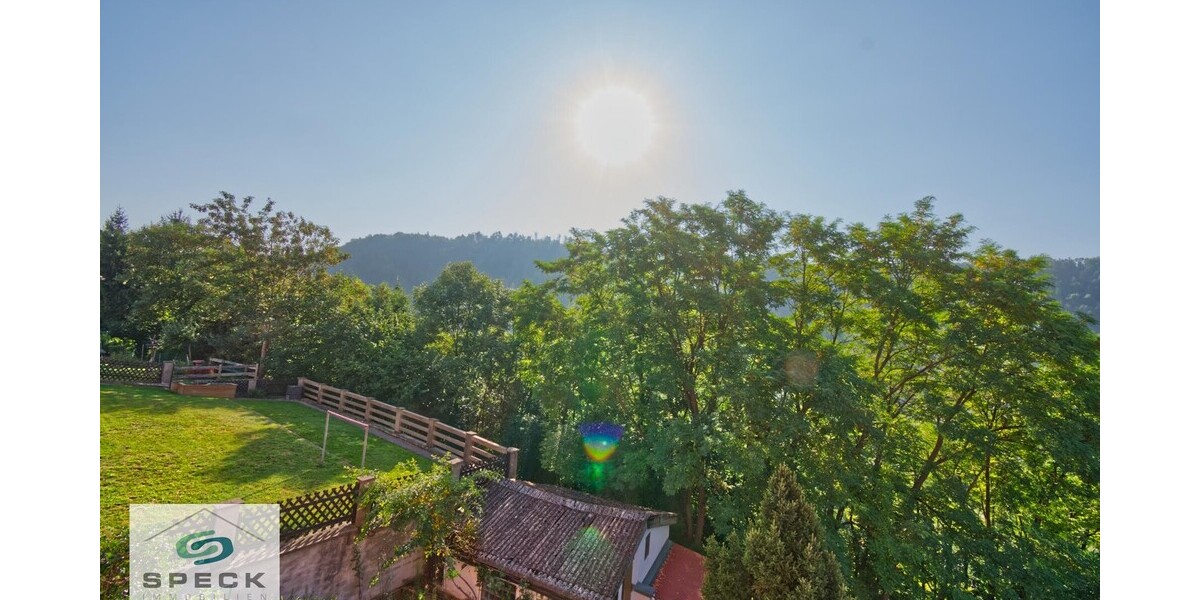 Großes Haus in sonniger Hanglage – ideal für Familien! - Zweifamilienhaus Epfendorf | Angebot:24421604