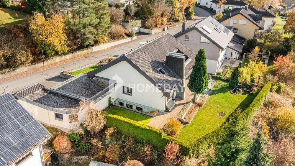 Einfamilienhaus Villingen-Schwenningen Marbach - 6 Zimmer, 200 m&sup2;, 578.000&euro; | Angebot:25690240