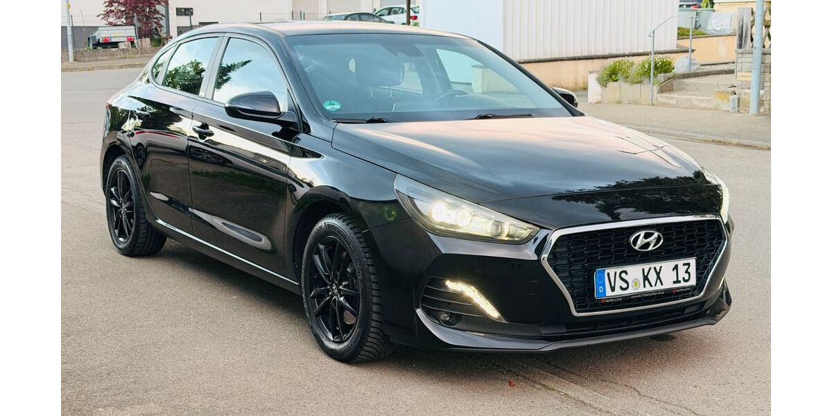 Hyundai i30 105.500 km 12.950 &euro; Trossingen 78646