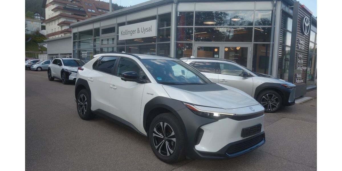 Toyota bZ4X 37.900 km 27.980 &euro; Titisee-Neustadt 79822