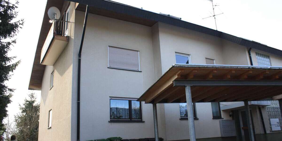 Etagenwohnung Furtwangen im Schwarzwald - 3 Zimmer, 99 m&sup2;, 850&euro; | Angebot:26032932