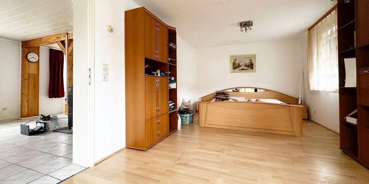Einfamilienhaus Rottweil Göllsdorf - 6 Zimmer, 100 m&sup2;, 185.000&euro; | Angebot:25662398