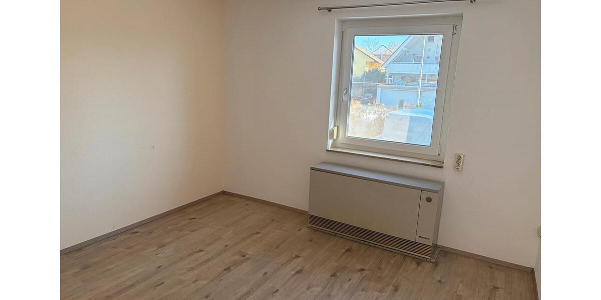 Etagenwohnung Weilen unter den Rinnen - 4.5 Zimmer, 110 m&sup2;, 700&euro; | Angebot:25165003