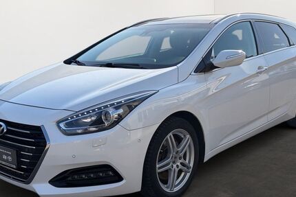 Hyundai i40 178.000 km 10.890 &euro; Donaueschingen 78166