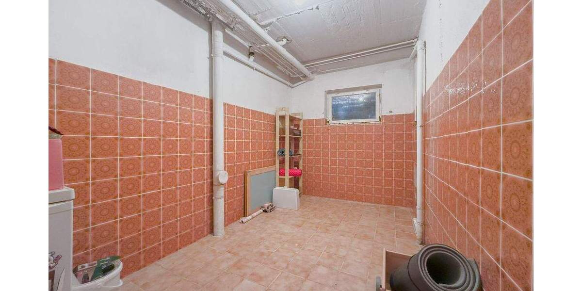 Einfamilienhaus Tennenbronn / Tennenbronn Tennenbronn - 8 Zimmer, 184 m&sup2;, 298.000&euro; | Angebot:25691611