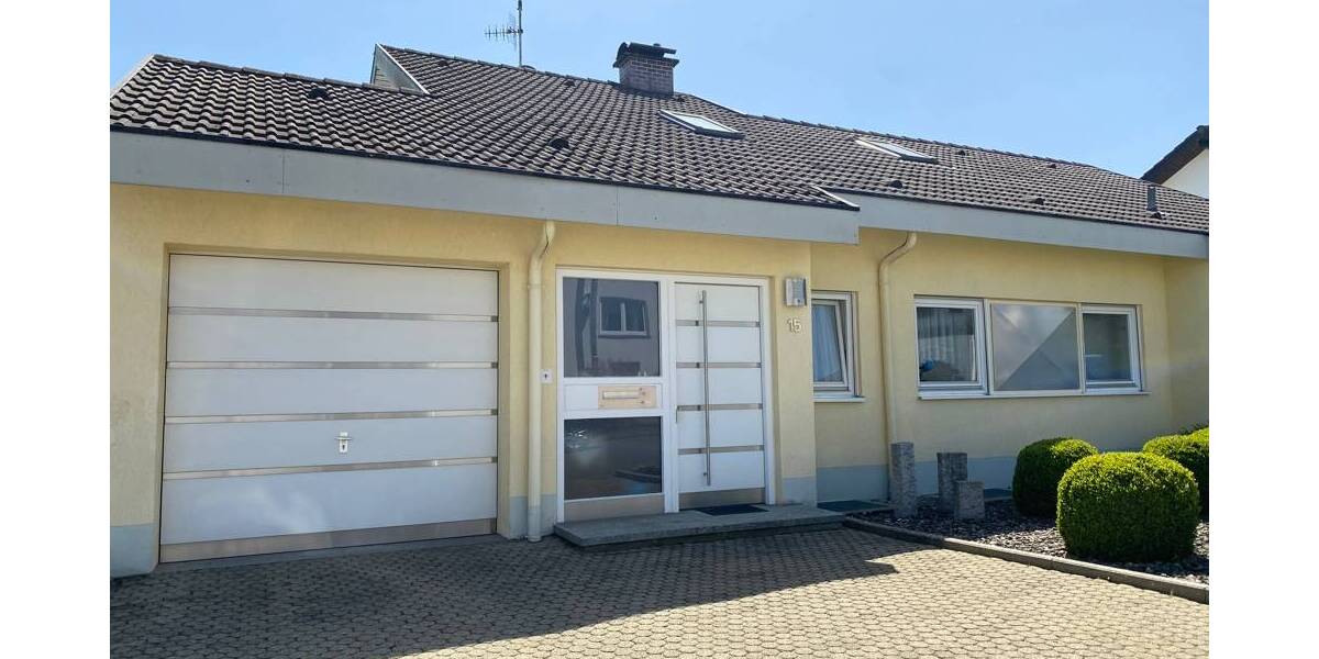 Einfamilienhaus Rottweil / Bühlingen Rottweil - 9 Zimmer, 291 m&sup2;, 489.000&euro; | Angebot:25741595