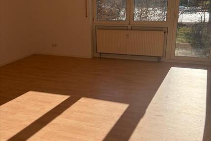 Wohnung Trossingen - 1.5 Zimmer, 33 m&sup2;, 575&euro; | Angebot:24373534