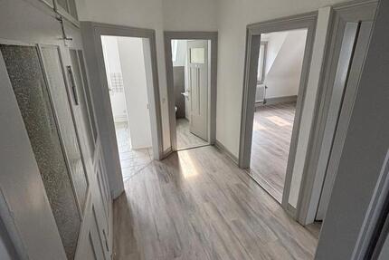 Wohnung Tuttlingen - 4 Zimmer, 85 m&sup2;, 800&euro; | Angebot:24650514