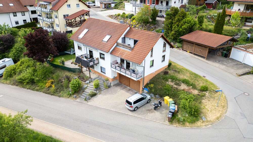 Einfamilienhaus Niedereschach - 10.5 Zimmer, 270 m&sup2;, 660.000&euro; | Angebot:21716541