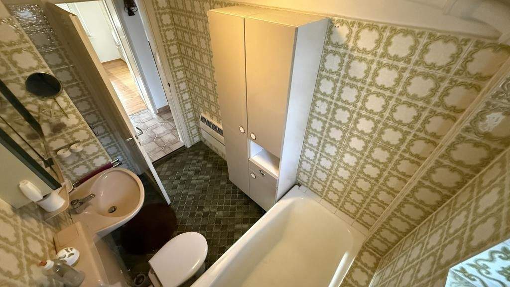 Mehrfamilienhaus, Wohnhaus St. Georgen Peterzell - 9 Zimmer, 185 m&sup2;, 260.000&euro; | Angebot:25701098