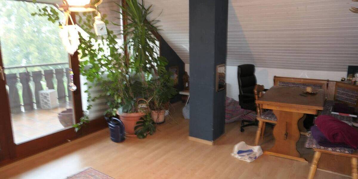 Doppelhaushälfte Gosheim - 4 Zimmer, 105 m&sup2;, 340.000&euro; | Angebot:25676922