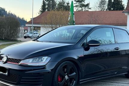 VW Golf 121.000 km 15.500 &euro; Hornberg 78132