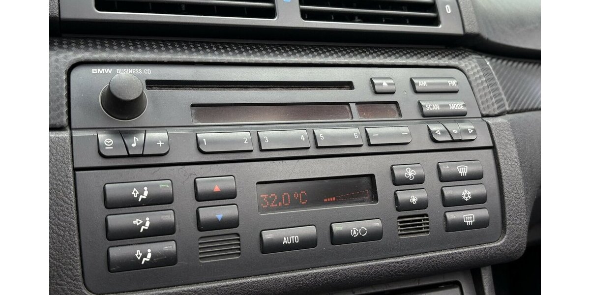 BMW 320Ci M-PAKET/MEMORY/SITZHEITUNG/XENON/19-ZOLL 99.900 km 17.900 &euro; Villingen-Schwenningen 78054