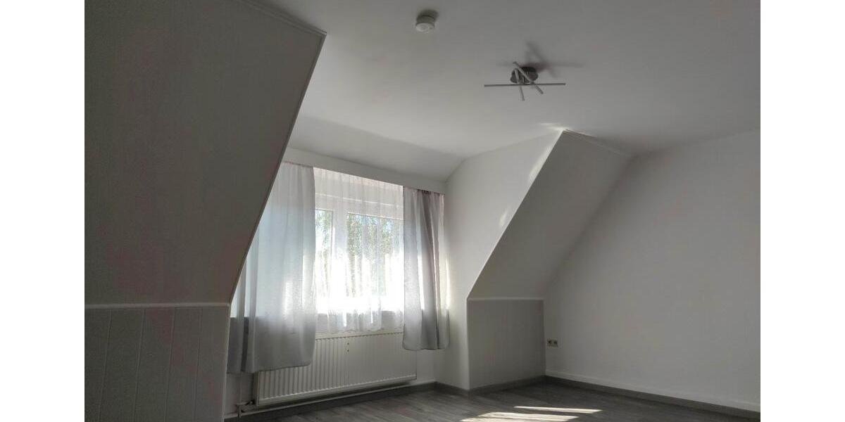 Dachgeschoßwohnung Tuttlingen - 1 Zimmer, 22 m&sup2;, 500&euro; | Angebot:26656542