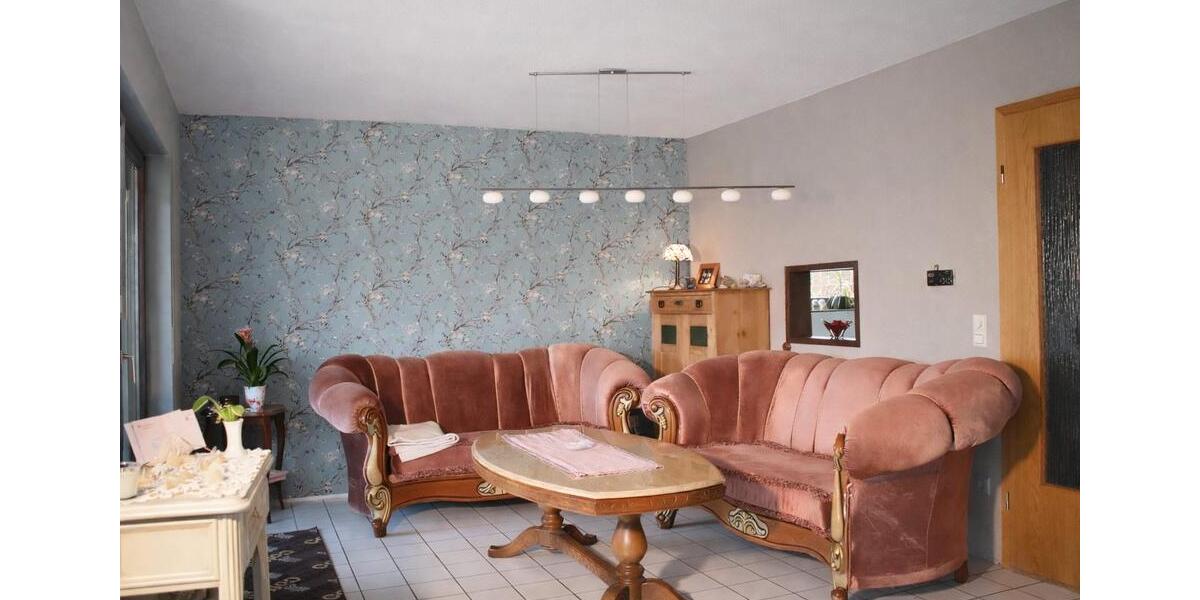 Reihenhaus Aldingen - 7 Zimmer, 175 m&sup2;, 449.000&euro; | Angebot:26026083