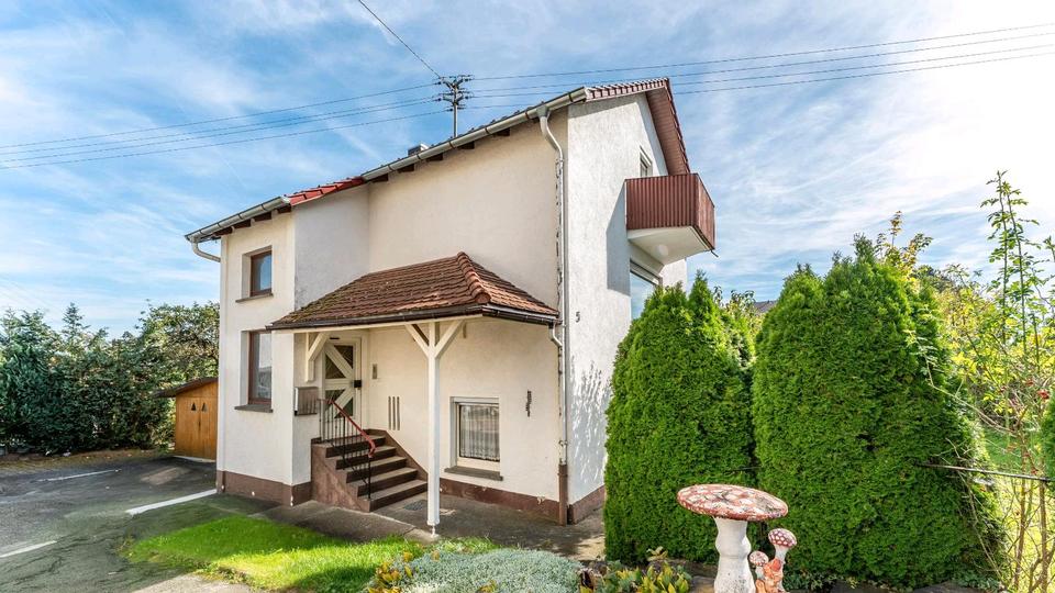 Einfamilienhaus Rottweil - 7 Zimmer, 160 m&sup2;, 1.450&euro; | Angebot:25925463