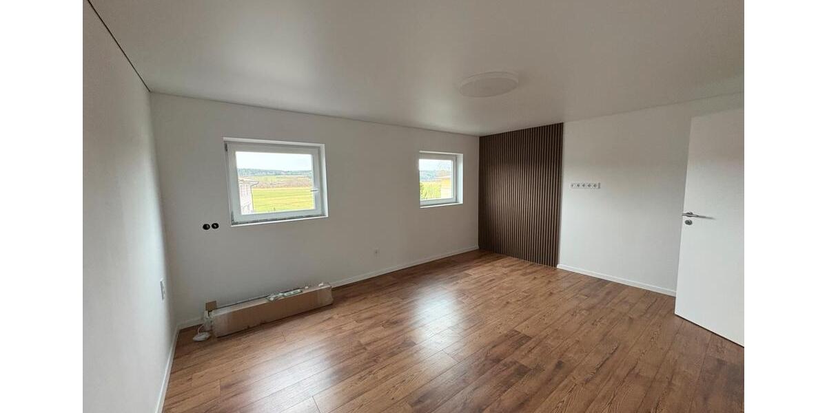 Dachgeschoßwohnung Donaueschingen - 4 Zimmer, 115 m&sup2;, 1.200&euro; | Angebot:25660059