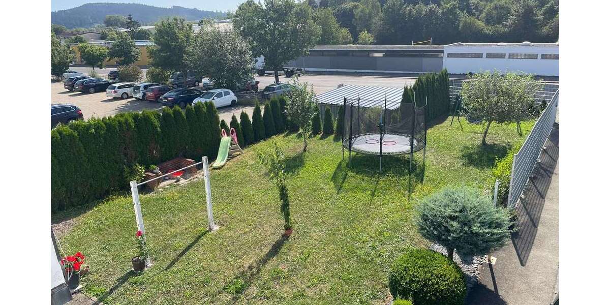 Einfamilienhaus Villingen-Schwenningen Schwenningen - 8 Zimmer, 275 m&sup2;, 850.000&euro; | Angebot:25370546