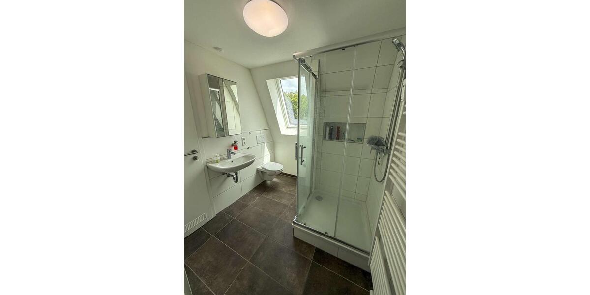 Dachgeschoßwohnung Villingen-Schwenningen Schwenningen - 3 Zimmer, 5 m&sup2;, 575&euro; | Angebot:25962215