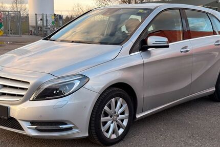 Mercedes-Benz B 180 117.800 km 11.250 &euro; Trossingen 78647