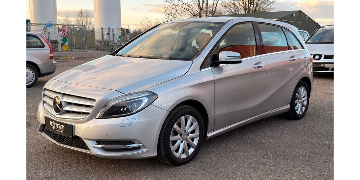 Mercedes-Benz B 180 117.800 km 11.250 &euro; Trossingen 78647