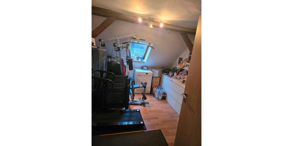 Dachgeschoßwohnung Oberndorf am Neckar - 4.5 Zimmer, 101 m&sup2;, 88.000&euro; | Angebot:27230214