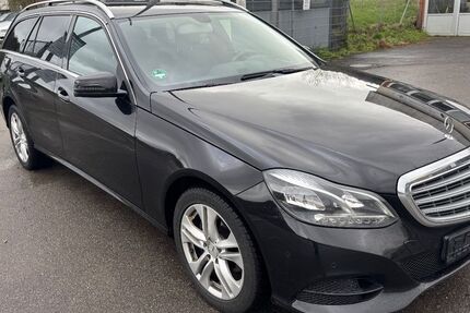 Mercedes-Benz E 200 294.000 km 7.999 &euro; Oberndorf a.N. - Aistaig 78727