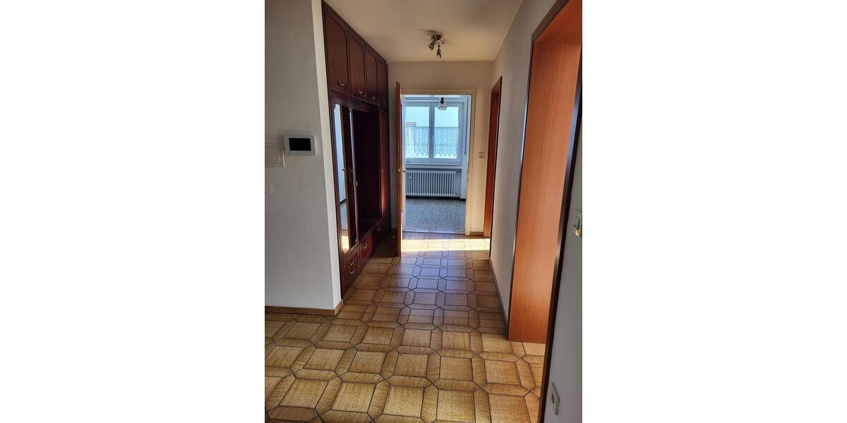 Einfamilienhaus Wellendingen - 2.5 Zimmer, 169 m&sup2;, 390.000&euro; | Angebot:25174452