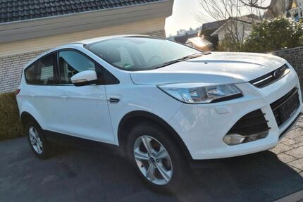 Ford Kuga 129.872 km 9.600 &euro; Villingen 78052