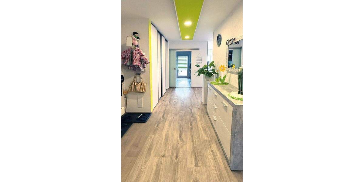 Etagenwohnung Villingen-Schwenningen Villingen - 3 Zimmer, 85 m&sup2;, 225.000&euro; | Angebot:25778561